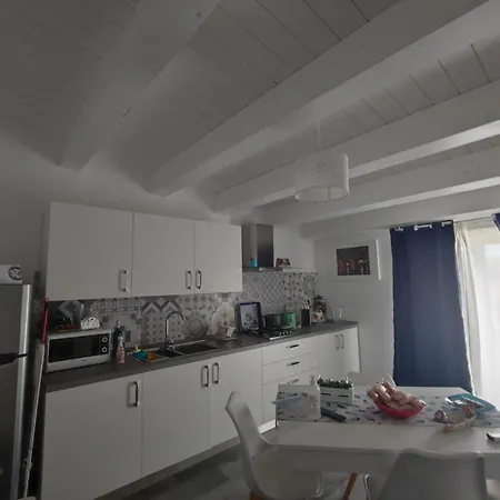 Apartment Amareilmare2